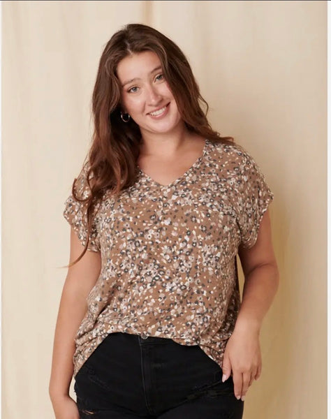 Curvy Mustard floral tshirt