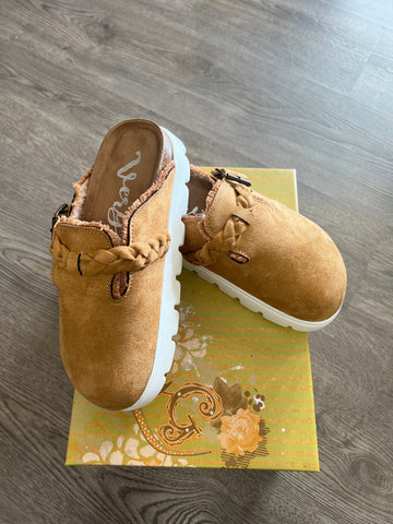 Camel Very G slip on shoe